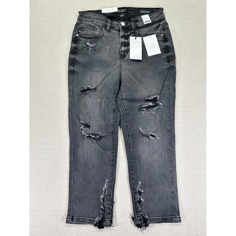 Judy Blue NWTs Women's 3/26 Black Distressed Skinny High Waist Capri